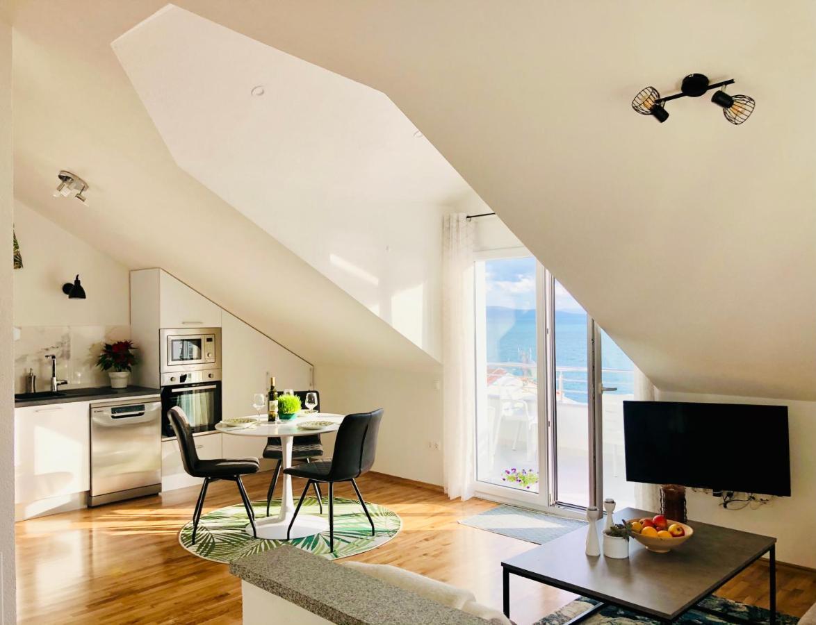 Villa Dani Sea & Pool Apartments Trogir Ngoại thất bức ảnh