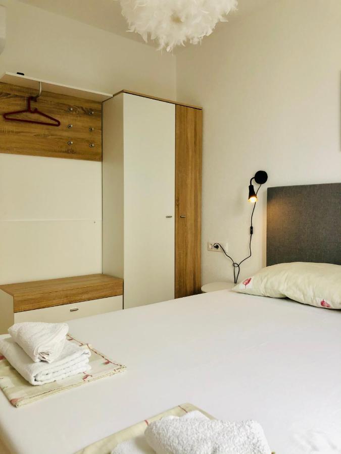 Villa Dani Sea & Pool Apartments Trogir Ngoại thất bức ảnh