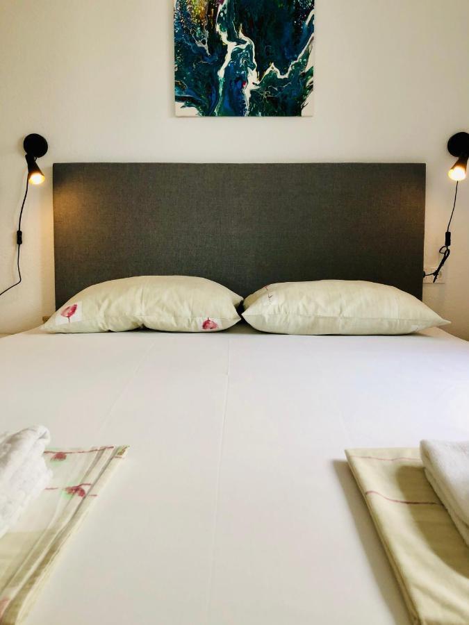Villa Dani Sea & Pool Apartments Trogir Ngoại thất bức ảnh