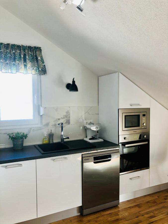 Villa Dani Sea & Pool Apartments Trogir Ngoại thất bức ảnh