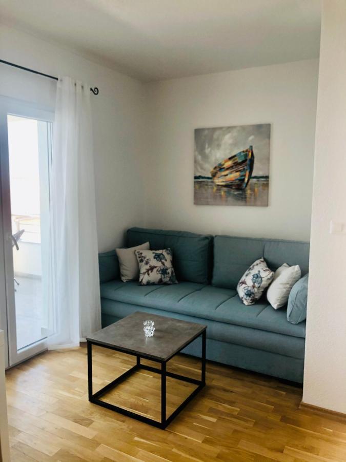 Villa Dani Sea & Pool Apartments Trogir Ngoại thất bức ảnh