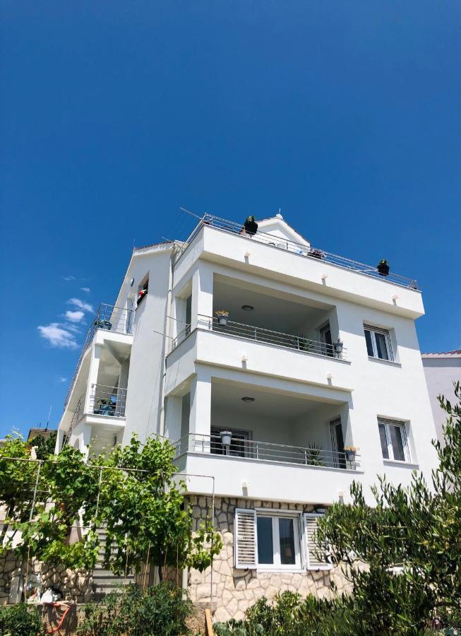 Villa Dani Sea & Pool Apartments Trogir Ngoại thất bức ảnh